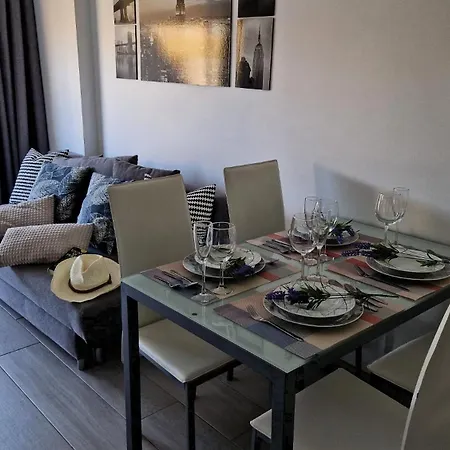 Torres Del Sol Luxury Americas 아파트 *